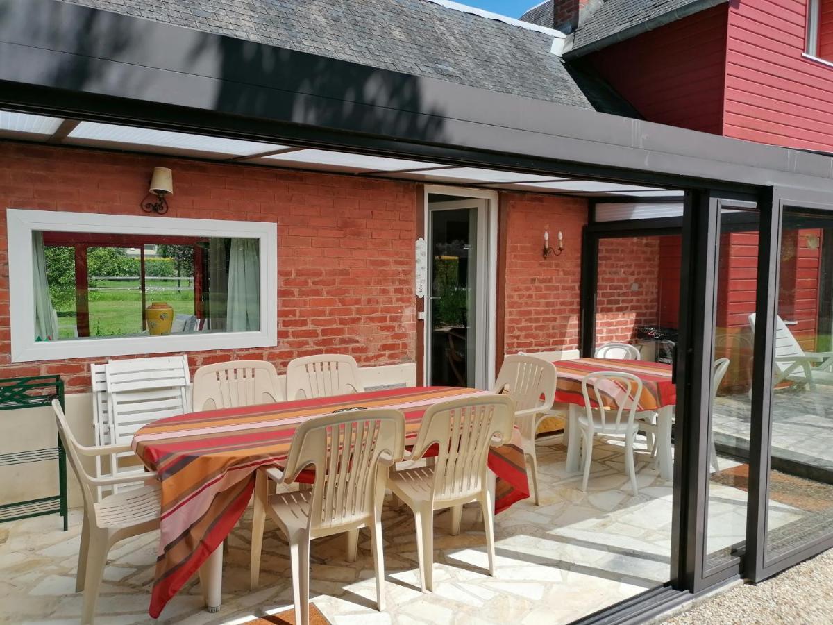 Maison De Campagne Lumineuse Spacieuse Dans Impasse Au Calme A Proximite D'Un Chateau Deux Verandas Grand Jardin Cabane Pour Velos, Pres Port En Bessin Et Bayeux, Proche Plages Du Debarquement Commes Eksteriør billede