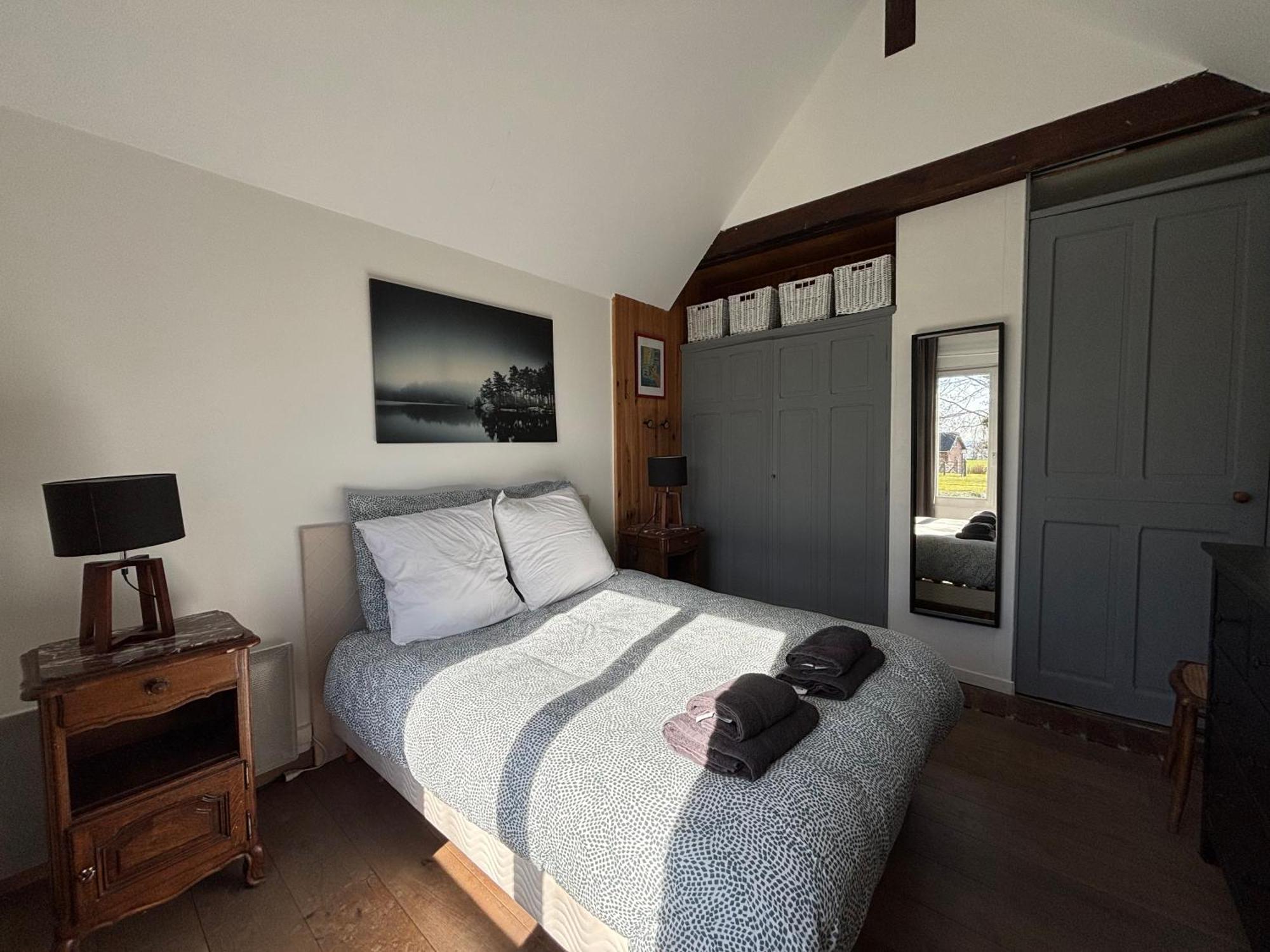 Maison De Campagne Lumineuse Spacieuse Dans Impasse Au Calme A Proximite D'Un Chateau Deux Verandas Grand Jardin Cabane Pour Velos, Pres Port En Bessin Et Bayeux, Proche Plages Du Debarquement Commes Eksteriør billede